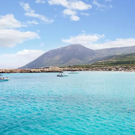 Sanders Seaview Apartament Klorakas